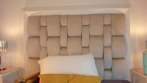 Samantha online show from October 27, 2025, 3:43 am