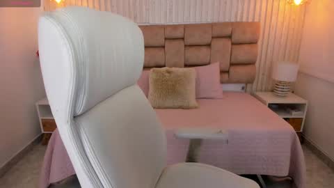 Snapshot of sami_eva chatting on March 6, 2025, 10:41 am Samanta online show from March 6, 2025, 10:41 am