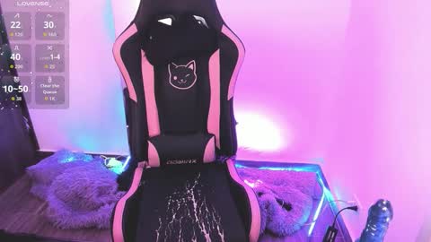 samiacooper25 online show from October 1, 2025, 7:14 am