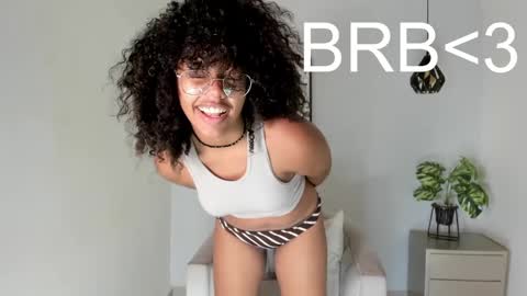 Samie Mury  online show from November 6, 2025, 3:29 am