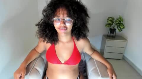 Samie Mury  online show from November 8, 2025, 4:01 am