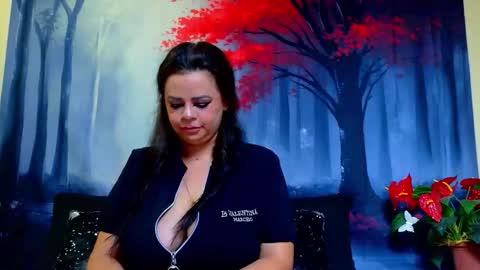     online show from November 6, 2025, 11:37 pm