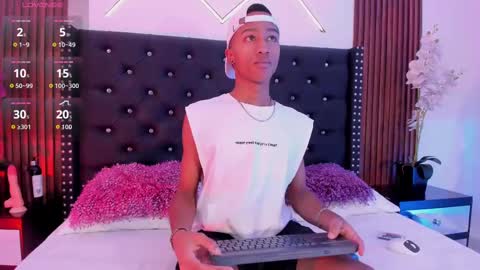 Snapshot of sammyyadams_ chatting on September 22, 2025, 8:00 pm sammyyadams_ online show from September 22, 2025, 8:00 pm