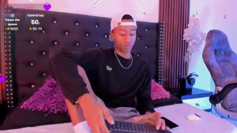 Snapshot of sammyyadams_ chatting on September 26, 2025, 9:08 pm sammyyadams_ online show from September 26, 2025, 9:08 pm