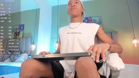 Snapshot of sammyyadams_ chatting on October 2, 2025, 12:45 pm sammyyadams_ online show from October 2, 2025, 12:45 pm