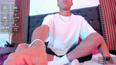 Snapshot of sammyyadams_ chatting on October 9, 2025, 12:47 pm sammyyadams_ online show from October 9, 2025, 12:47 pm