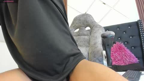 Snapshot of sammyyadams_ chatting on October 16, 2025, 3:57 pm sammyyadams_ online show from October 16, 2025, 3:57 pm