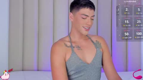 Snapshot of samphillipss chatting on December 23, 2024, 9:51 pm Sammuel online show from December 23, 2024, 9:51 pm