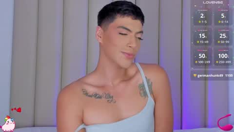 Snapshot of samphillipss chatting on January 3, 2025, 12:22 am Sammuel online show from January 3, 2025, 12:22 am