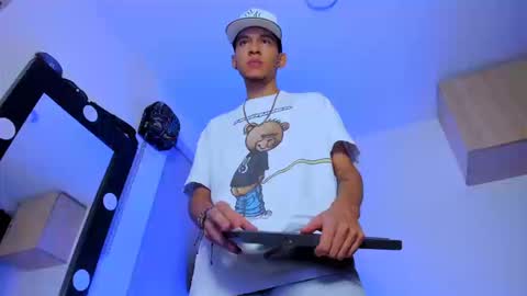   online show from September 10, 2025, 5:07 am