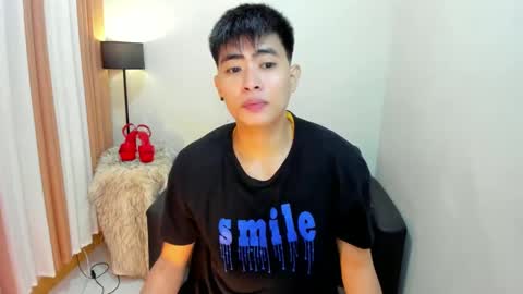 Snapshot of samuelangelo chatting on December 4, 2024, 3:59 am Sam online show from December 4, 2024, 3:59 am