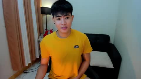 Snapshot of samuelangelo chatting on December 13, 2024, 6:53 am Sam online show from December 13, 2024, 6:53 am