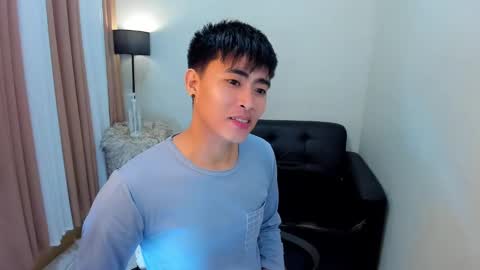 Snapshot of samuelangelo chatting on December 18, 2024, 8:14 pm Sam online show from December 18, 2024, 8:14 pm