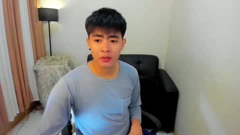 Snapshot of samuelangelo chatting on December 19, 2024, 6:34 pm Sam online show from December 19, 2024, 6:34 pm