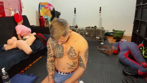 Snapshot of samuraijiu chatting on February 3, 2025, 5:03 pm samuraijiu online show from February 3, 2025, 5:03 pm