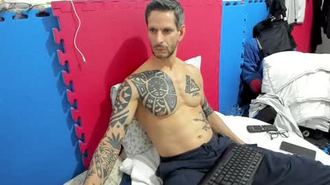 Snapshot of samuraijiu chatting on October 25, 2025, 8:36 pm samuraijiu online show from October 25, 2025, 8:36 pm