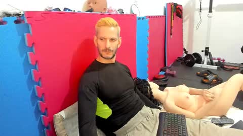 Snapshot of samuraijiu chatting on November 10, 2025, 4:17 pm samuraijiu online show from November 10, 2025, 4:17 pm