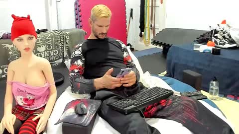 Snapshot of samuraijiu chatting on November 16, 2025, 4:45 pm samuraijiu online show from November 16, 2025, 4:45 pm