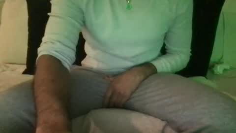 Snapshot of samwise2418 chatting on December 27, 2024, 6:14 am Sam W dick strip tease online show from December 27, 2024, 6:14 am