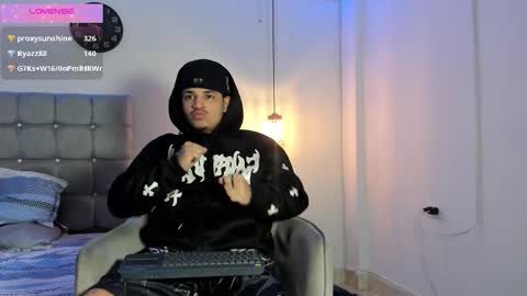 samxx_muscle online show from October 13, 2025, 2:06 pm