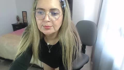 Snapshot of samy_vsn chatting on January 16, 2025, 3:46 pm samy_vsn online show from January 16, 2025, 3:46 pm