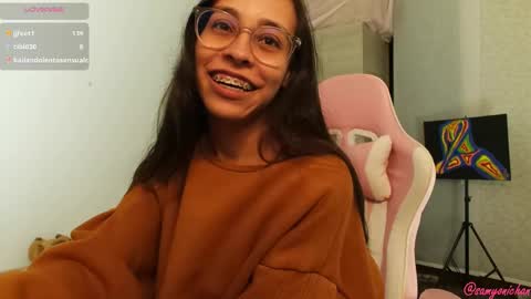 Snapshot of samyonichan chatting on December 10, 2024, 3:52 am Special show on 17 december and 23 UwU online show from December 10, 2024, 3:52 am