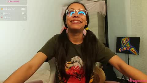 Snapshot of samyonichan chatting on December 11, 2024, 4:07 am Special show on 17 december and 23 UwU online show from December 11, 2024, 4:07 am