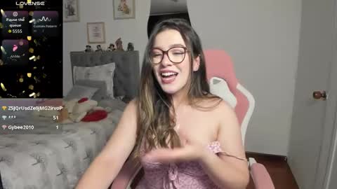 Samanta online show from November 21, 2025, 6:17 pm