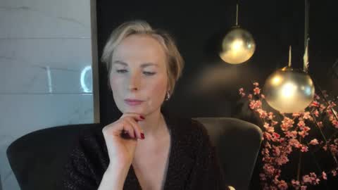 Snapshot of sandra_kind chatting on January 25, 2025, 12:47 pm Sandra online show from January 25, 2025, 12:47 pm