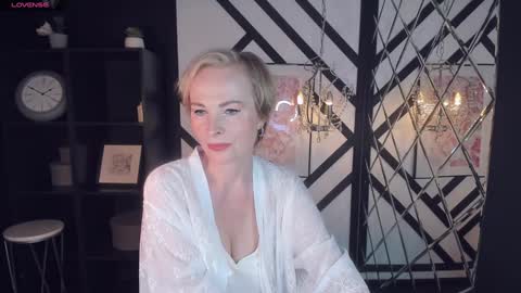 Snapshot of sandra_kind chatting on January 31, 2025, 8:32 am Sandra online show from January 31, 2025, 8:32 am