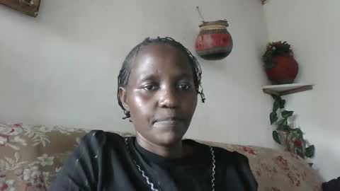 Snapshot of sandra_milly chatting on November 2, 2025, 1:13 pm sandra online show from November 2, 2025, 1:13 pm