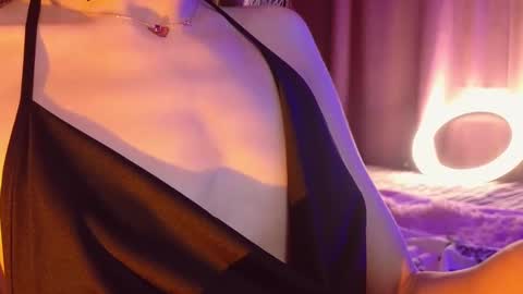 Sandy  online show from March 3, 2025, 7:21 am