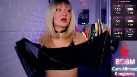 Snapshot of sandralawrence chatting on November 14, 2025, 9:35 pm Schedule uploadedTake a look on NEW showAnd 2 Secret shows this month See youhope often online show from November 14, 2025, 9:35 pm