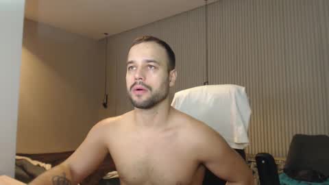 Snapshot of sandro_best chatting on January 24, 2025, 9:49 am DeAlex online show from January 24, 2025, 9:49 am
