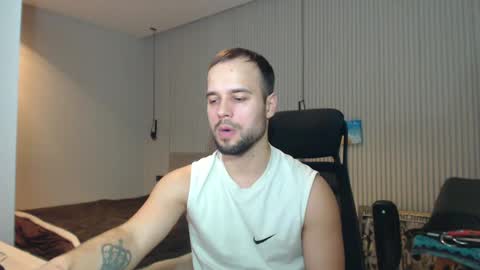 Snapshot of sandro_best chatting on February 3, 2025, 3:59 pm DeAlex online show from February 3, 2025, 3:59 pm