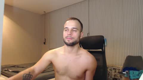 Snapshot of sandro_best chatting on February 21, 2025, 4:16 pm DeAlex online show from February 21, 2025, 4:16 pm