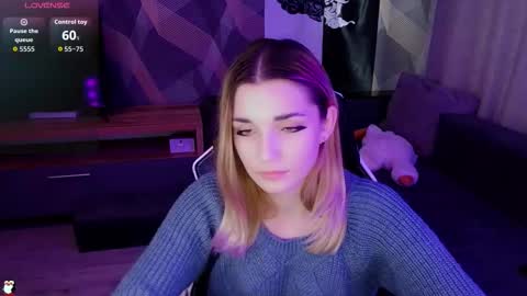 Snapshot of sandy_belle88 chatting on October 9, 2025, 8:12 am sandy_belle88 online show from October 9, 2025, 8:12 am