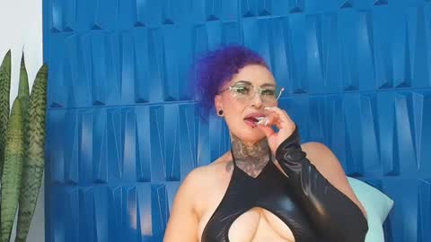 Snapshot of sandyrosee_ chatting on January 23, 2025, 6:24 pm Sandy Rose online show from January 23, 2025, 6:24 pm