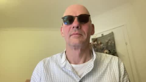 santaclausonice online show from November 21, 2025, 10:41 pm