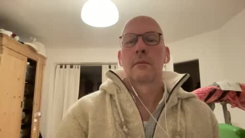 santaclausonice online show from December 14, 2025, 11:53 pm