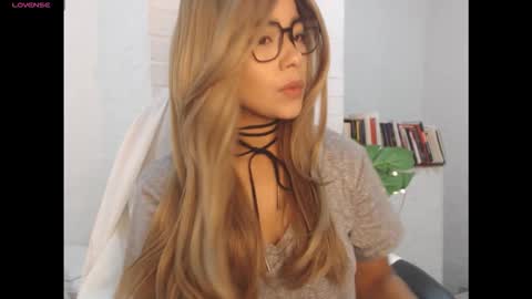 secret online show from December 1, 2025, 3:11 am