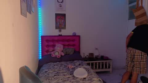 santi_fabulous online show from December 18, 2025, 3:01 am