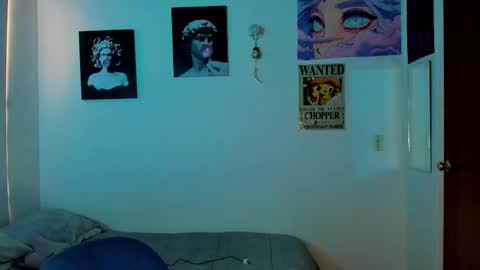 Santi online show from September 14, 2025, 5:12 pm