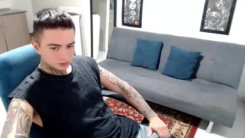 Snapshot of santi_ss chatting on November 19, 2025, 11:49 pm santi_ss online show from November 19, 2025, 11:49 pm