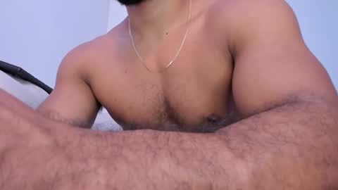 Snapshot of santiago_huntt chatting on March 11, 2025, 12:44 am santiago_huntt online show from March 11, 2025, 12:44 am