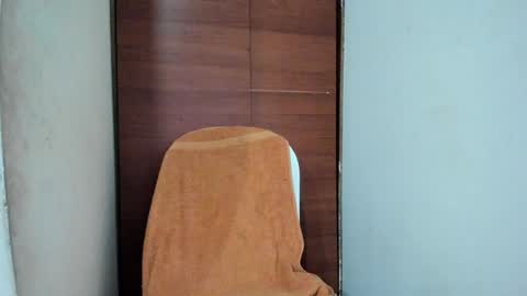 Snapshot of santiagoxxxtreme_ chatting on December 4, 2024, 2:26 pm Santiago online show from December 4, 2024, 2:26 pm