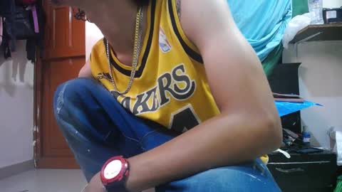 Snapshot of santiagoxxxtreme_ chatting on December 9, 2024, 10:00 am Santiago online show from December 9, 2024, 10:00 am