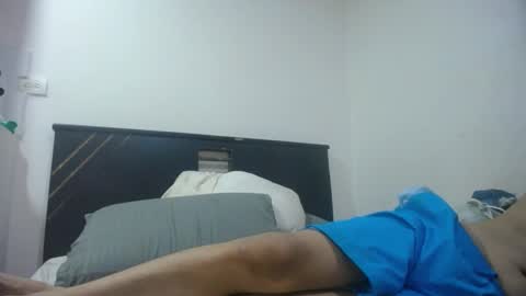 Snapshot of santiagoxxxtreme_ chatting on December 11, 2024, 7:09 am Santiago online show from December 11, 2024, 7:09 am
