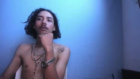 Snapshot of santiagoxxxtreme_ chatting on January 11, 2025, 9:47 am Santiago online show from January 11, 2025, 9:47 am