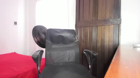 Snapshot of santiceballo chatting on January 29, 2025, 5:45 pm Julius Novachrono online show from January 29, 2025, 5:45 pm